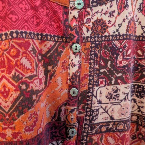 Di-Co Multicolor Patchwork Blouse - Picture 2 of 12